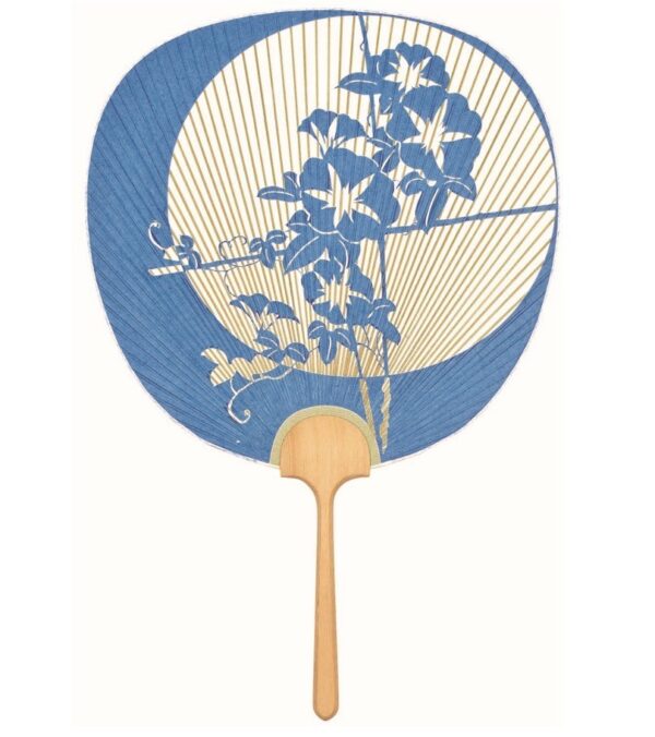 Juraku-Blau　Kyoto-Fächer, ein traditionelles Handwerk, das vom Ministerium für Wirtschaft, Handel und Industrie ausgezeichnet wurde.